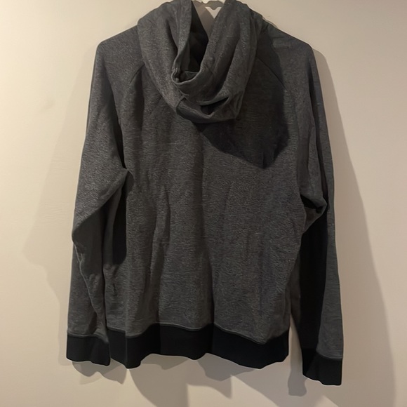 Like New Nike Terry Cloth Sweatshirt - Picture 4 of 4